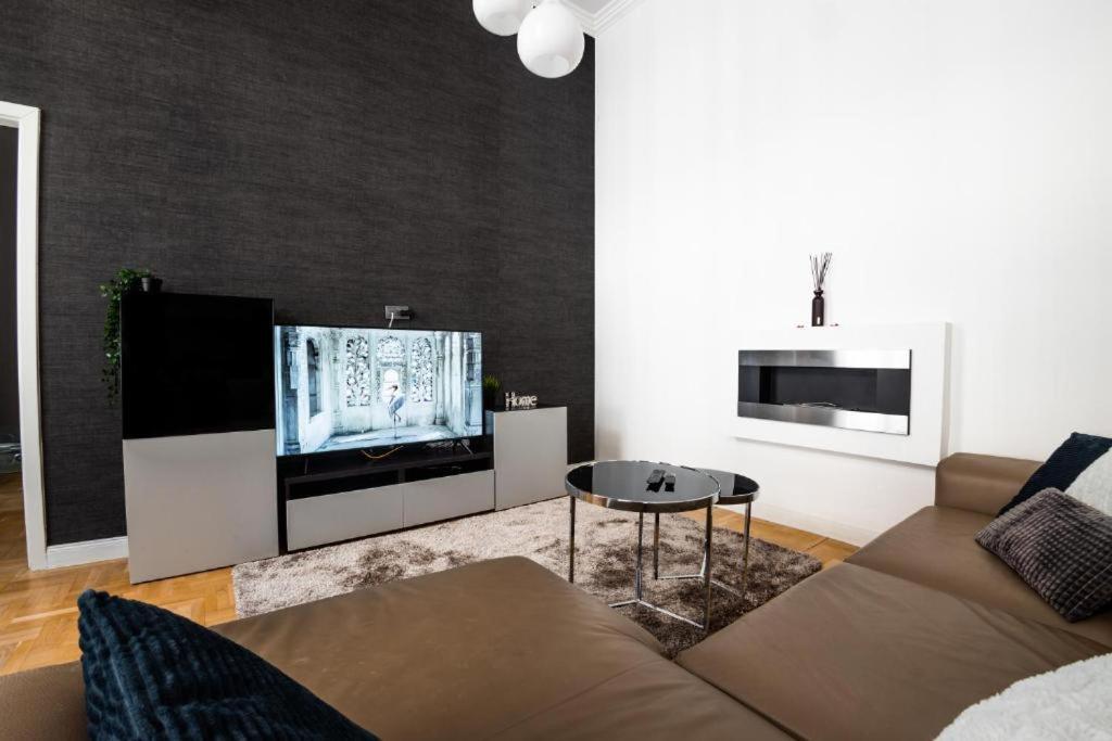 Deluxe Quentin Home Next To The Fashion Street Budapeşte Dış mekan fotoğraf